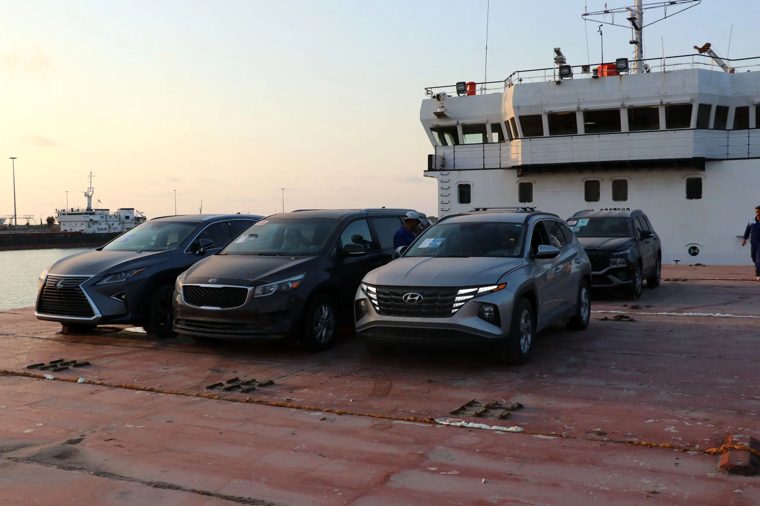 سود ثبت نام دور جدید خودروهای وارداتی در آذر / کدام مدل بهتر است؟