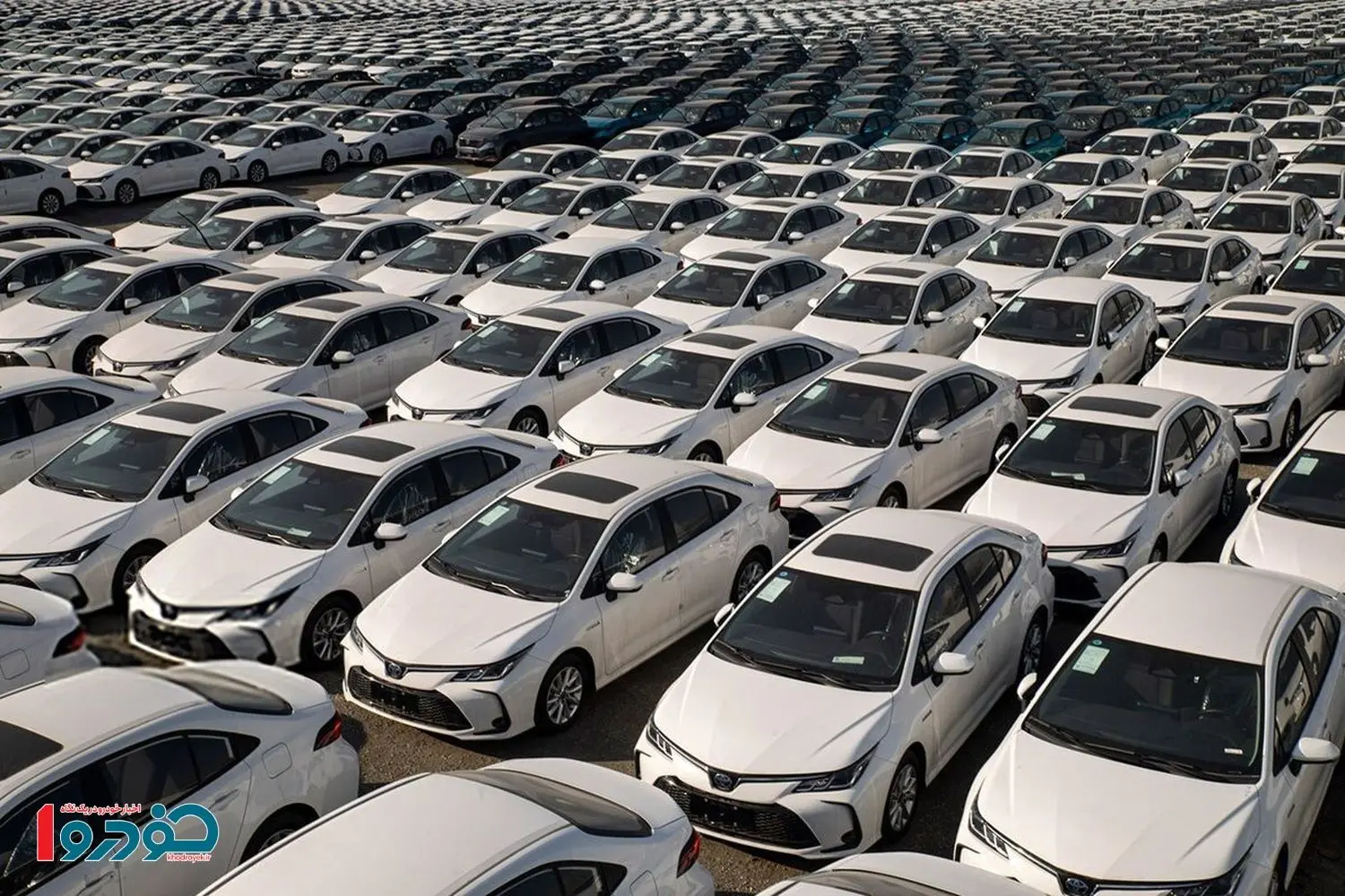 لوکس‌ها از نفس افتادند/ سقوط معاملات خودروهای بالای ۱۰ میلیارد